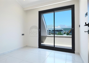 Penthouse 2+1 mit Terrasse in einem modernen Komplex im Stadtteil Oba Penthouse 2+1 mit Terrasse in einem modernen Komplex im Stadtteil Oba