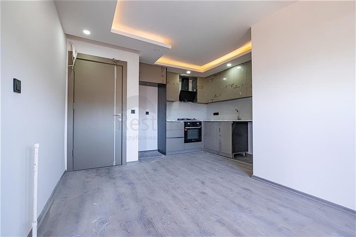 Geräumige 3+1 Maisonette direkt am Meer im Herzen von Gazipaşa