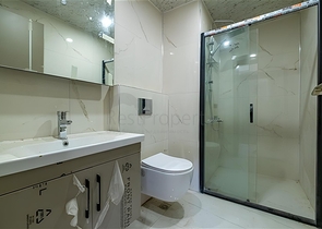 Geräumige 3+1 Maisonette direkt am Meer im Herzen von Gazipaşa