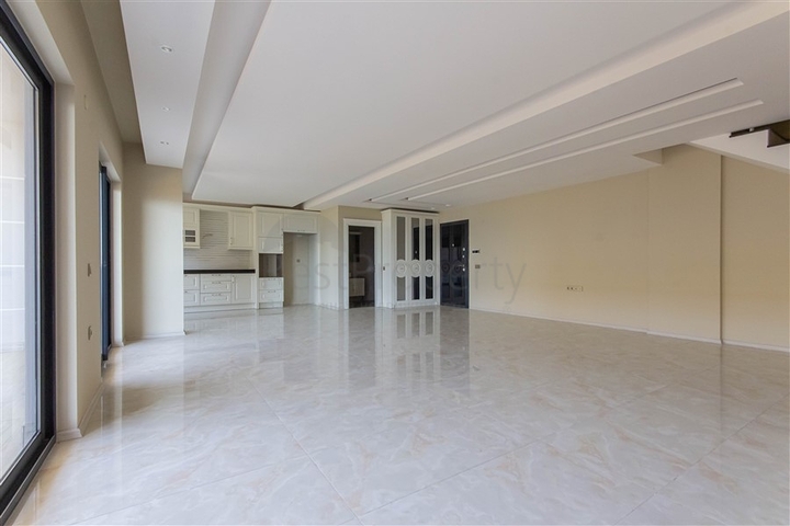 Penthouse 3+1 50 Meter vom Meer entfernt - Geräumigkeit und Komfort in der Nähe der Natur