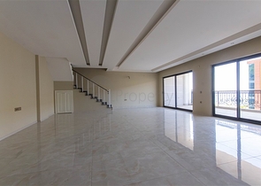 Penthouse 3+1 50 Meter vom Meer entfernt - Geräumigkeit und Komfort in der Nähe der Natur