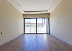 Penthouse 3+1 50 Meter vom Meer entfernt - Geräumigkeit und Komfort in der Nähe der Natur