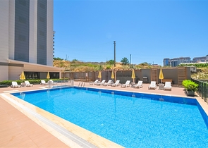 Modernes 2+1 Penthouse in einem prestigeträchtigen Komplex in Mahmutlar Modernes 2+1 Penthouse in einem prestigeträchtigen Komplex in Mahmutlar