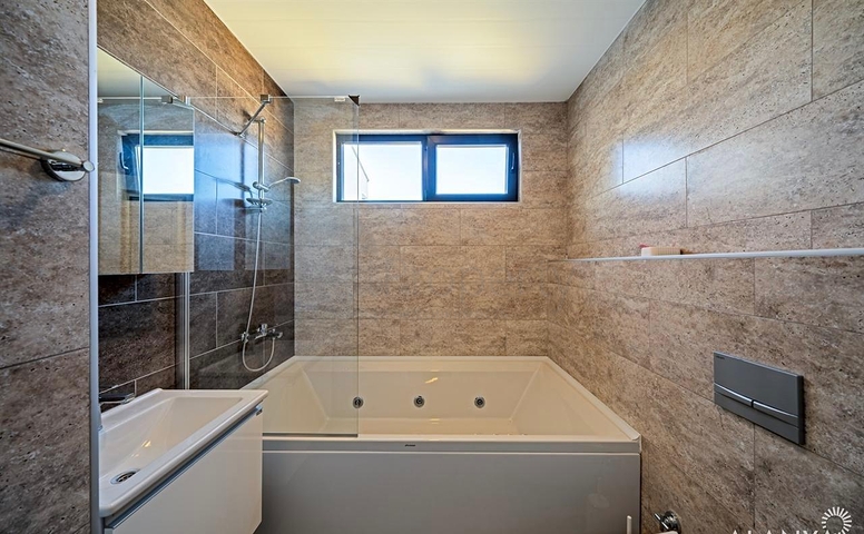 Geräumige 3+1 möblierte Wohnung in einer modernen Wohnanlage in Avsallar