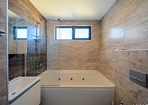 Geräumige 3+1 möblierte Wohnung in einer modernen Wohnanlage in Avsallar