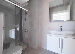 Geräumige Wohnung mit Meerblick in der malerischen Gegend von Alanya