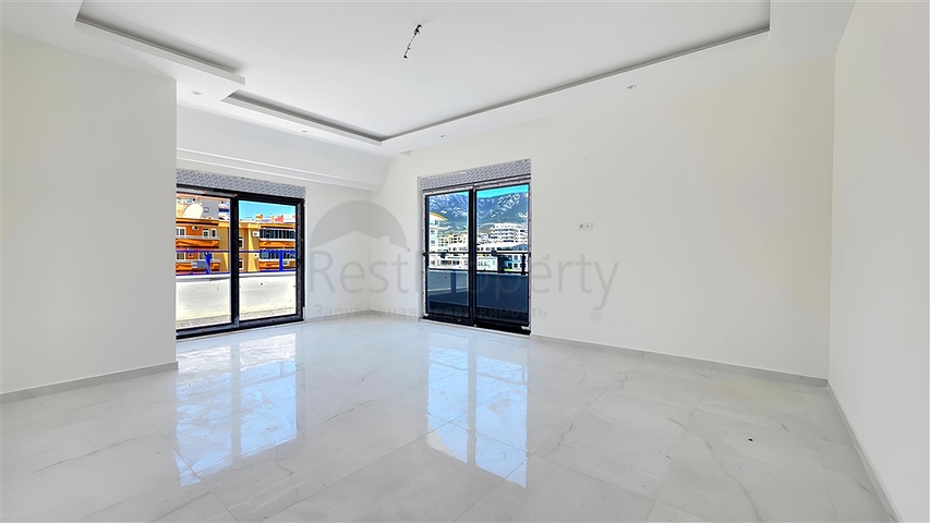 Penthouse am Meer mit großer Terrasse im Stadtteil Kargajak 