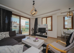 Geräumige möblierte 2+1-Wohnung in der prestigeträchtigen Gegend von Alanya - Beide