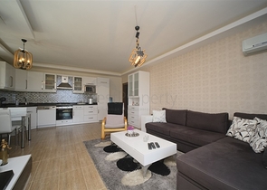 Geräumige möblierte 2+1-Wohnung in der prestigeträchtigen Gegend von Alanya - Beide