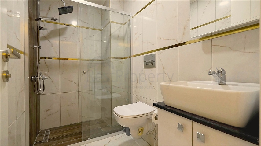 Geräumige möblierte Maisonette mit Terrasse und Meerblick in einer modernen Wohnanlage