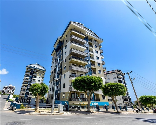 Geräumige möblierte Maisonette mit Terrasse und Meerblick in einer modernen Wohnanlage