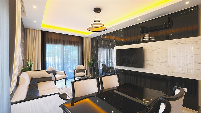 Geräumige möblierte Maisonette mit Terrasse und Meerblick in einer modernen Wohnanlage