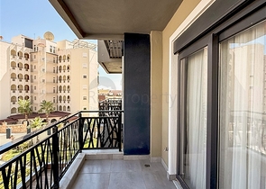 Geräumige möblierte Maisonette mit Terrasse und Meerblick in einer modernen Wohnanlage