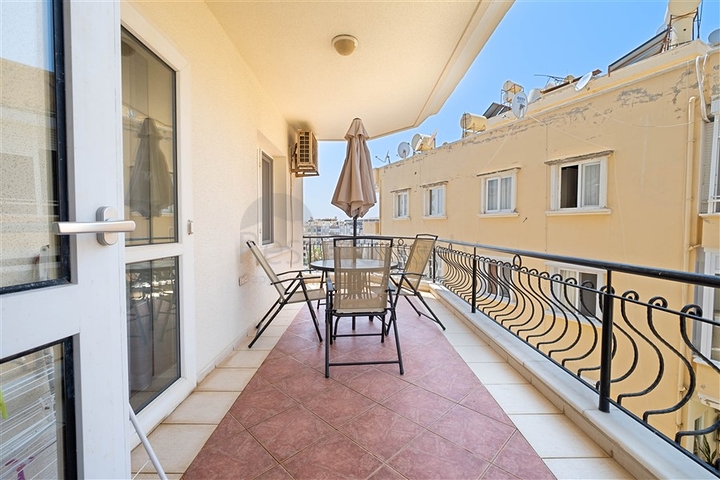 Gemütliche möblierte 2+1-Wohnung in der Nähe des Strandes in der Gegend von Tosmur