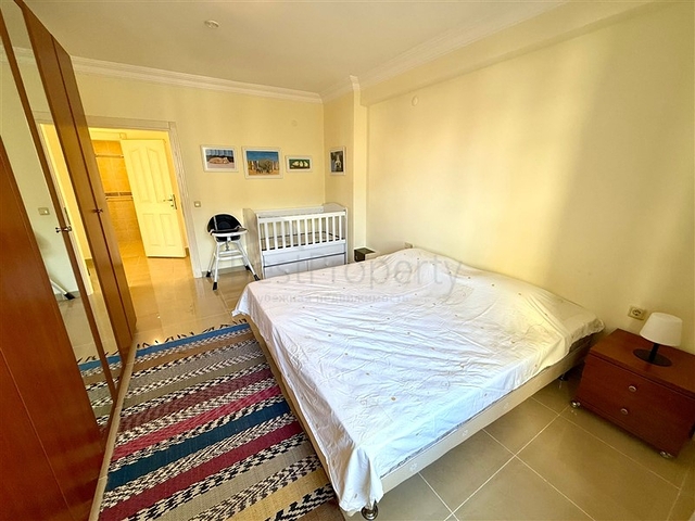 Komfortable möblierte 2+1-Wohnung in einer gepflegten Wohnanlage in der Gegend von Djikcilli