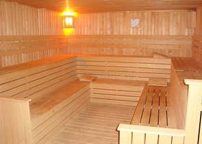 Komfortable möblierte 2+1-Wohnung in einer gepflegten Wohnanlage in der Gegend von Djikcilli