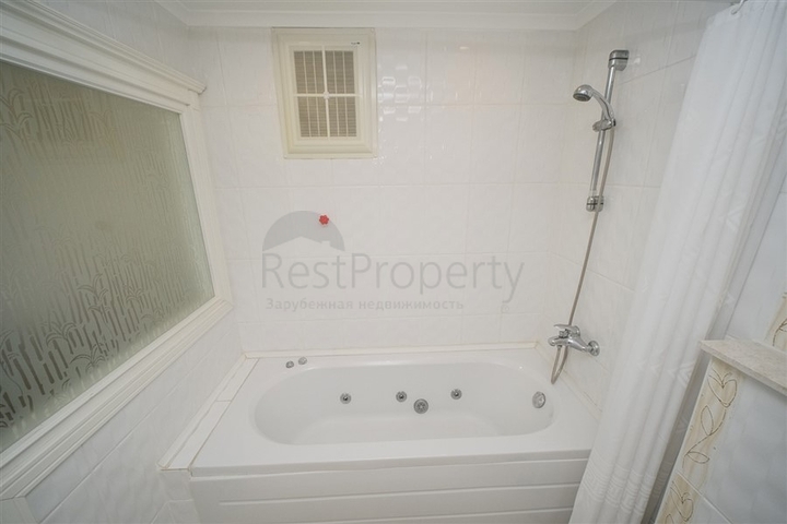 Gemütliche 2+1 Wohnung in einer Wohnanlage mit Infrastruktur in der Gegend von Dschikkilli