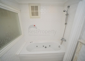 Gemütliche 2+1 Wohnung in einer Wohnanlage mit Infrastruktur in der Gegend von Dschikkilli