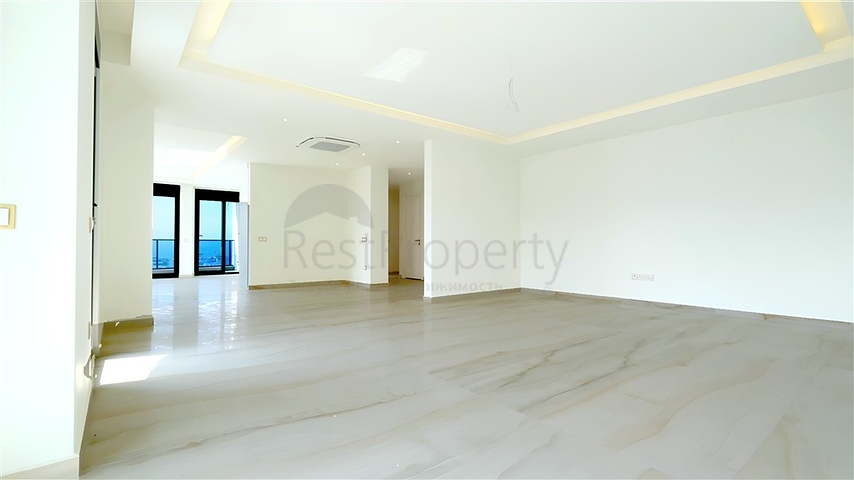 Geräumige 5+1-Wohnung mit Meerblick im Zentrum von Alanya