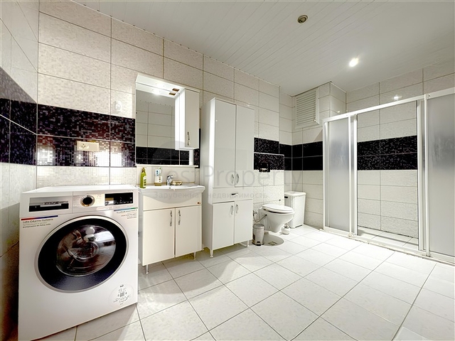 Geräumige 4+1-Wohnung im Stadtteil Oba - für ein komfortables Leben am Meer