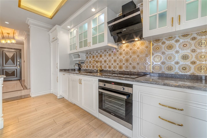 Geräumige Wohnung mit Meerblick in einem der besten Komplexe von Alanya