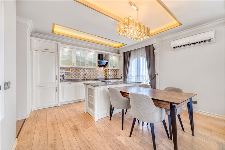 Geräumige Wohnung mit Meerblick in einem der besten Komplexe von Alanya