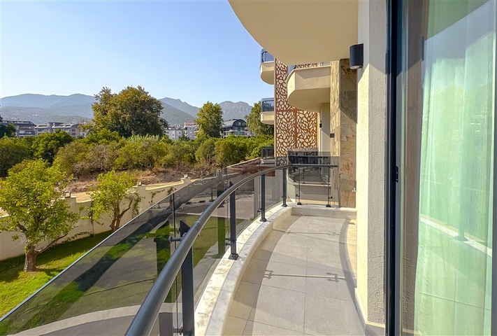 Moderne 1+1 Wohnung im Stadtteil Oba