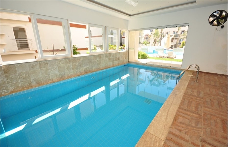 Geräumige möblierte 2+1-Wohnung in einer gepflegten Wohnanlage mit reicher Infrastruktur Geräumige möblierte 2+1-Wohnung in einer gepflegten Wohnanlage mit reicher Infrastruktur