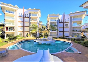 Geräumige möblierte 2+1-Wohnung in einer gepflegten Wohnanlage mit reicher Infrastruktur Geräumige möblierte 2+1-Wohnung in einer gepflegten Wohnanlage mit reicher Infrastruktur