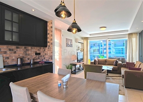 Geräumige möblierte 2+1-Wohnung in einer gepflegten Wohnanlage mit reicher Infrastruktur Geräumige möblierte 2+1-Wohnung in einer gepflegten Wohnanlage mit reicher Infrastruktur