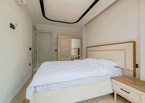 Moderne Wohnung mit Garten am Meer in einer malerischen Gegend