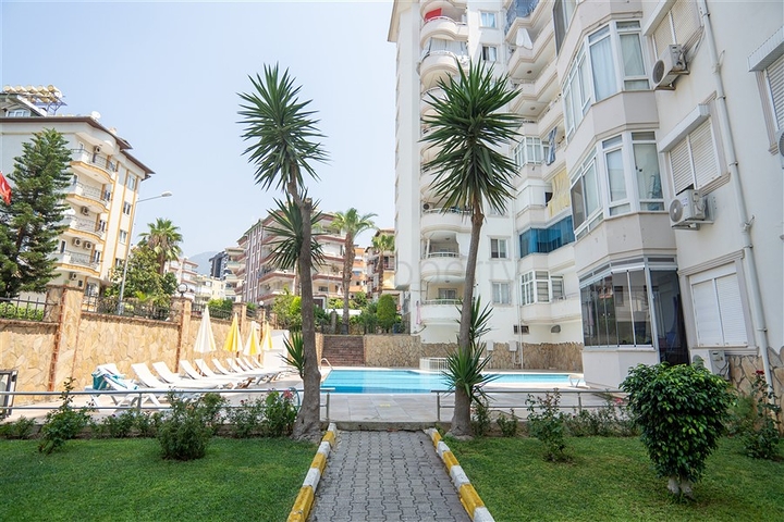 Gemütliche Wohnung in der Nähe von Kleopatra Beach