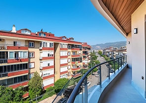 Moderne 1+1-Wohnung in der Nähe des Strandes im Stadtteil Oba