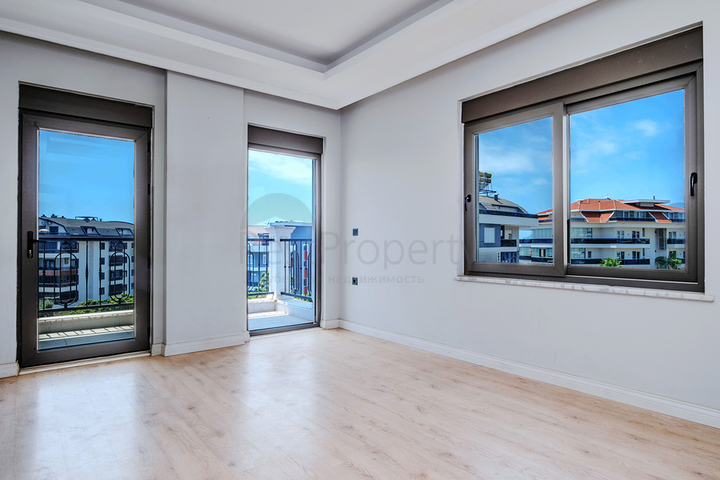 Geräumiges 4+1 Penthouse mit reicher Infrastruktur im Herzen des Bezirks Oba Geräumiges 4+1 Penthouse mit reicher Infrastruktur im Herzen des Bezirks Oba