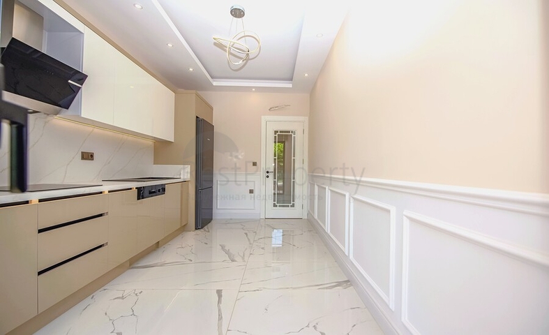 Moderne Wohnungen in einem Komplex mit einer reichen Infrastruktur im Bezirk Oba