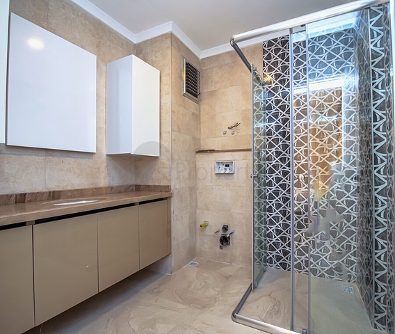 Moderne Wohnungen in einem Komplex mit einer reichen Infrastruktur im Bezirk Oba