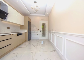 Moderne Wohnungen in einem Komplex mit einer reichen Infrastruktur im Bezirk Oba