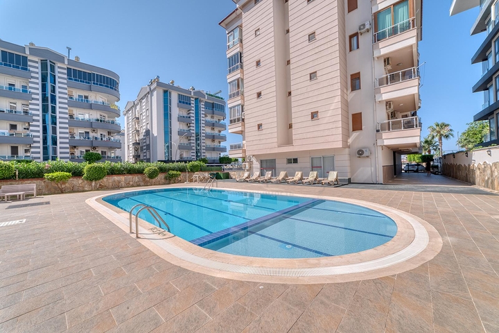 Geräumiges Penthouse am Meer mit Aussicht und Komfort 