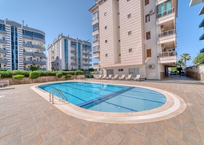 Geräumiges Penthouse am Meer mit Aussicht und Komfort 