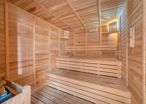 Geräumiges Penthouse am Meer mit Aussicht und Komfort 