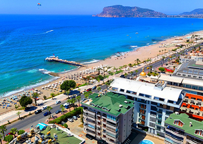 Geräumiges Penthouse am Meer mit Aussicht und Komfort 