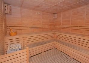 Luxus-Villa am Meer in einer malerischen Ecke des Mittelmeers