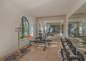 Luxusvilla mit Meerblick in der prestigeträchtigen Gegend von Konalka