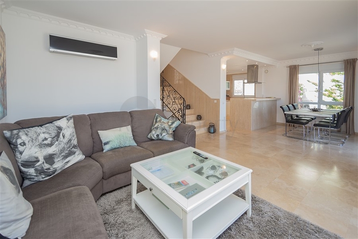 Luxusvilla mit Panoramablick auf das Meer in einer der exklusivsten Gegenden von Alanya