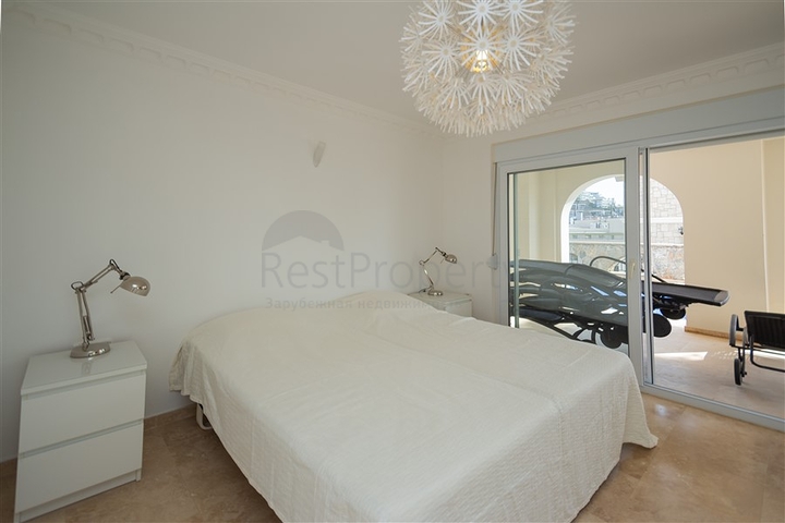 Luxusvilla mit Panoramablick auf das Meer in einer der exklusivsten Gegenden von Alanya