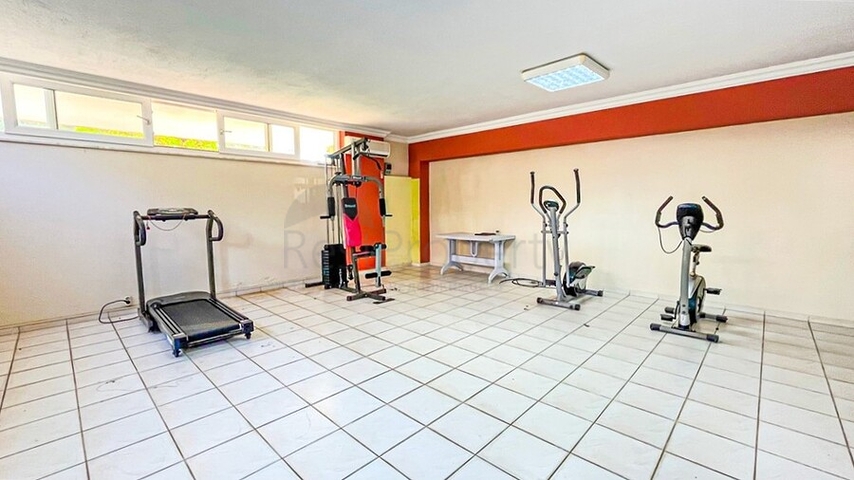 Geräumige möblierte Wohnung in der prestigeträchtigen Gegend von Oba