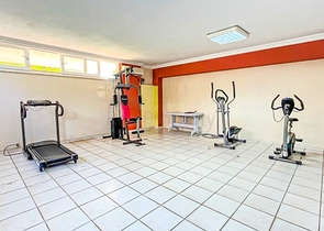 Geräumige möblierte Wohnung in der prestigeträchtigen Gegend von Oba