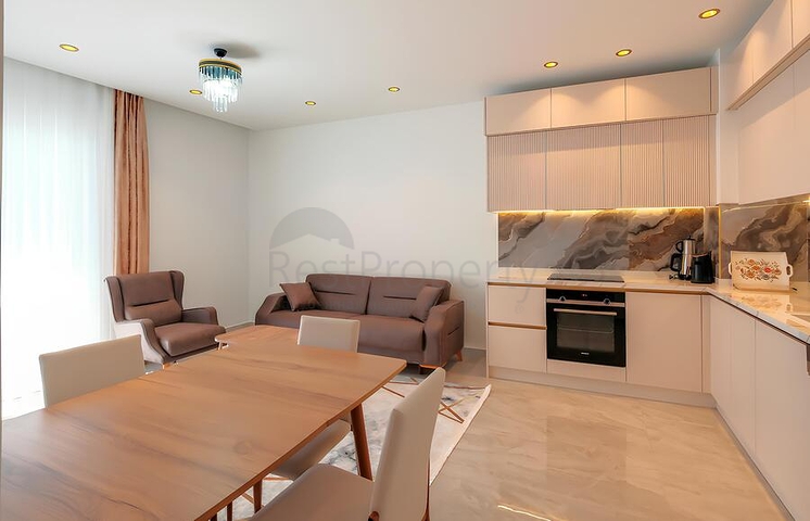 Modern eingerichtete Wohnung 200 Meter vom Meer entfernt in Tosmur