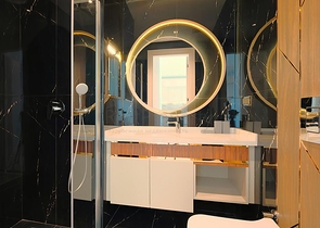 Modern eingerichtete Wohnung 200 Meter vom Meer entfernt in Tosmur