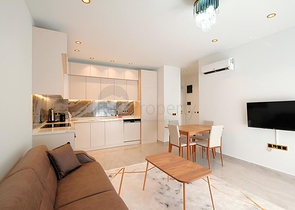 Modern eingerichtete Wohnung 200 Meter vom Meer entfernt in Tosmur